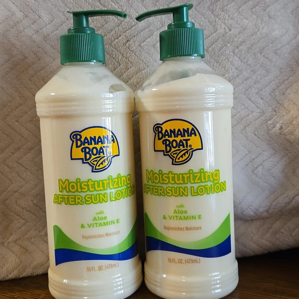 2 Banana Republic Moisturizing After Sun Lotion - Green and Cream Bottles